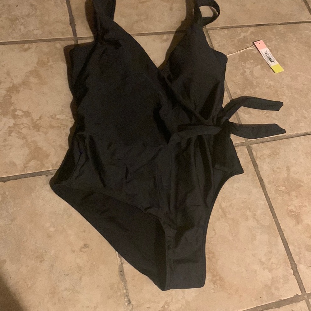 New one piece bathing suit